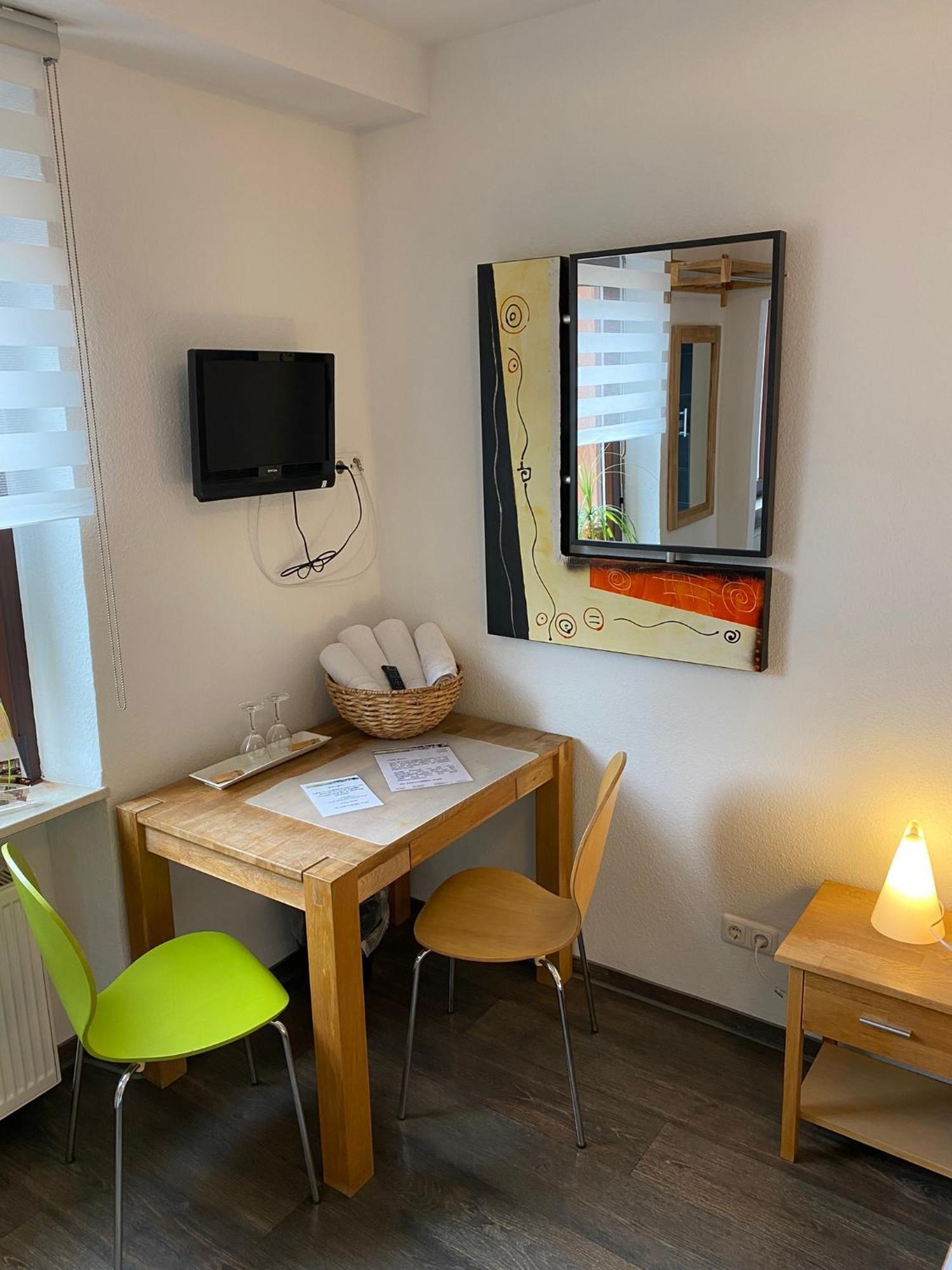 Siebenschlaefer Hof Hotel Strassbessenbach Room photo